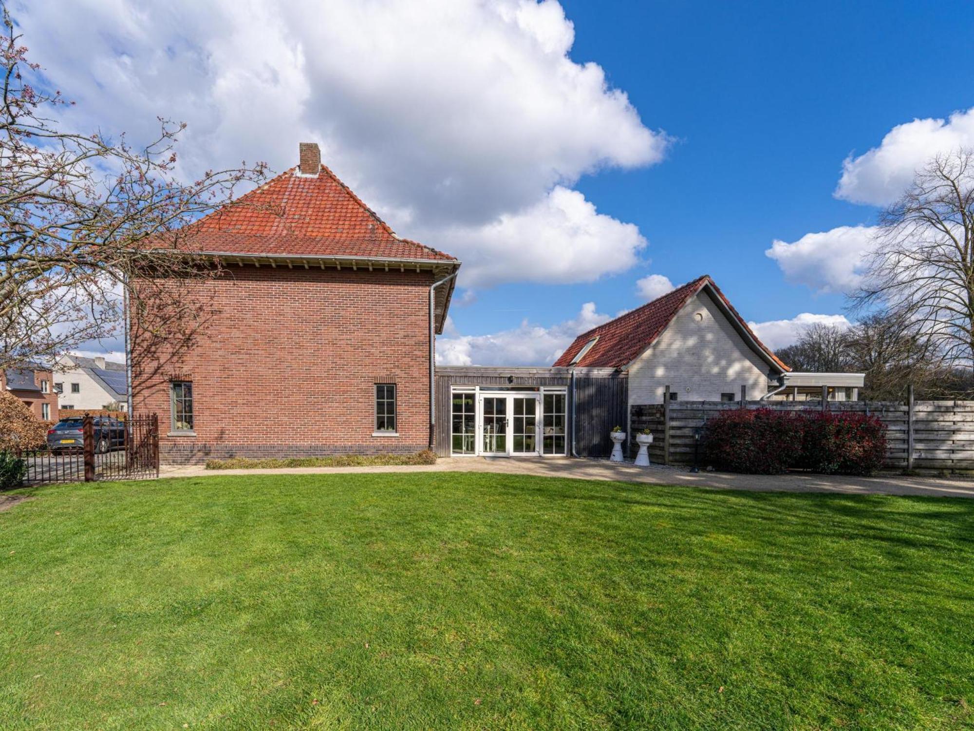 Villa Het Bruegelhof Peer Exterior foto